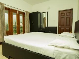 เมานต์ แอนด์ มิสต์ โฮเต็ล Hotel ไนนิตัล ภายนอก รูปภาพ